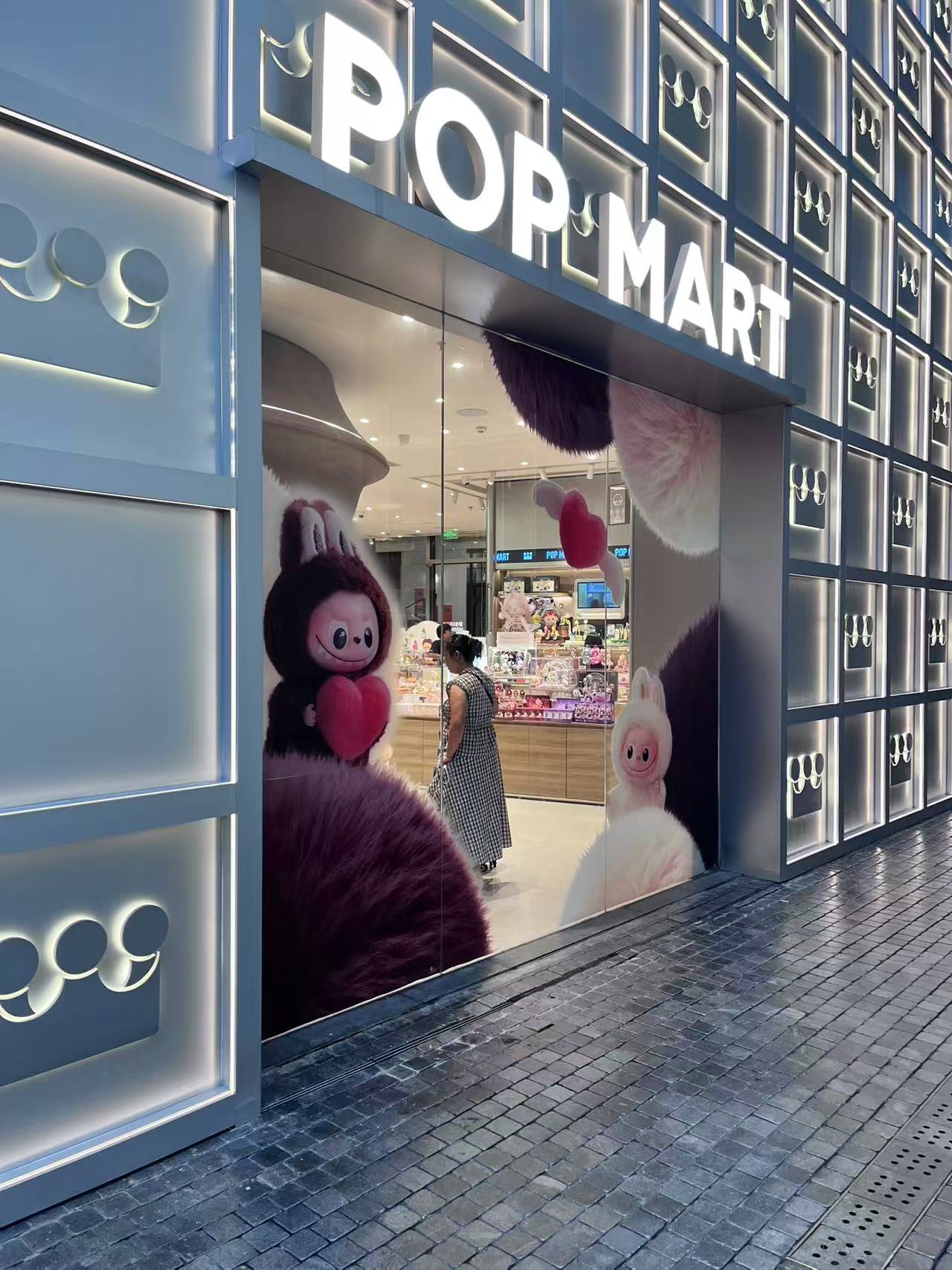 Pop Mart store photograph from Jack Yu’s original field study